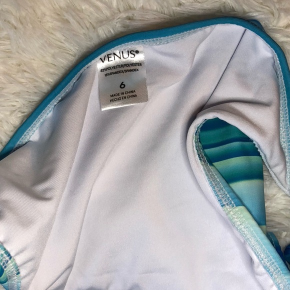 Blue Tie-Dye Bikini Bottom with Tassels size 6 NWOT - Picture 10 of 12